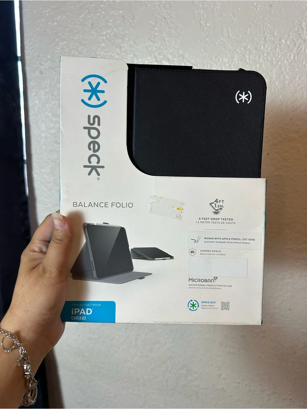 speck Balance Folio iPad Case in Black 10th generation
